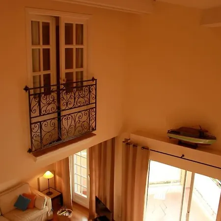 3 With Terrace And Pool Apartamento